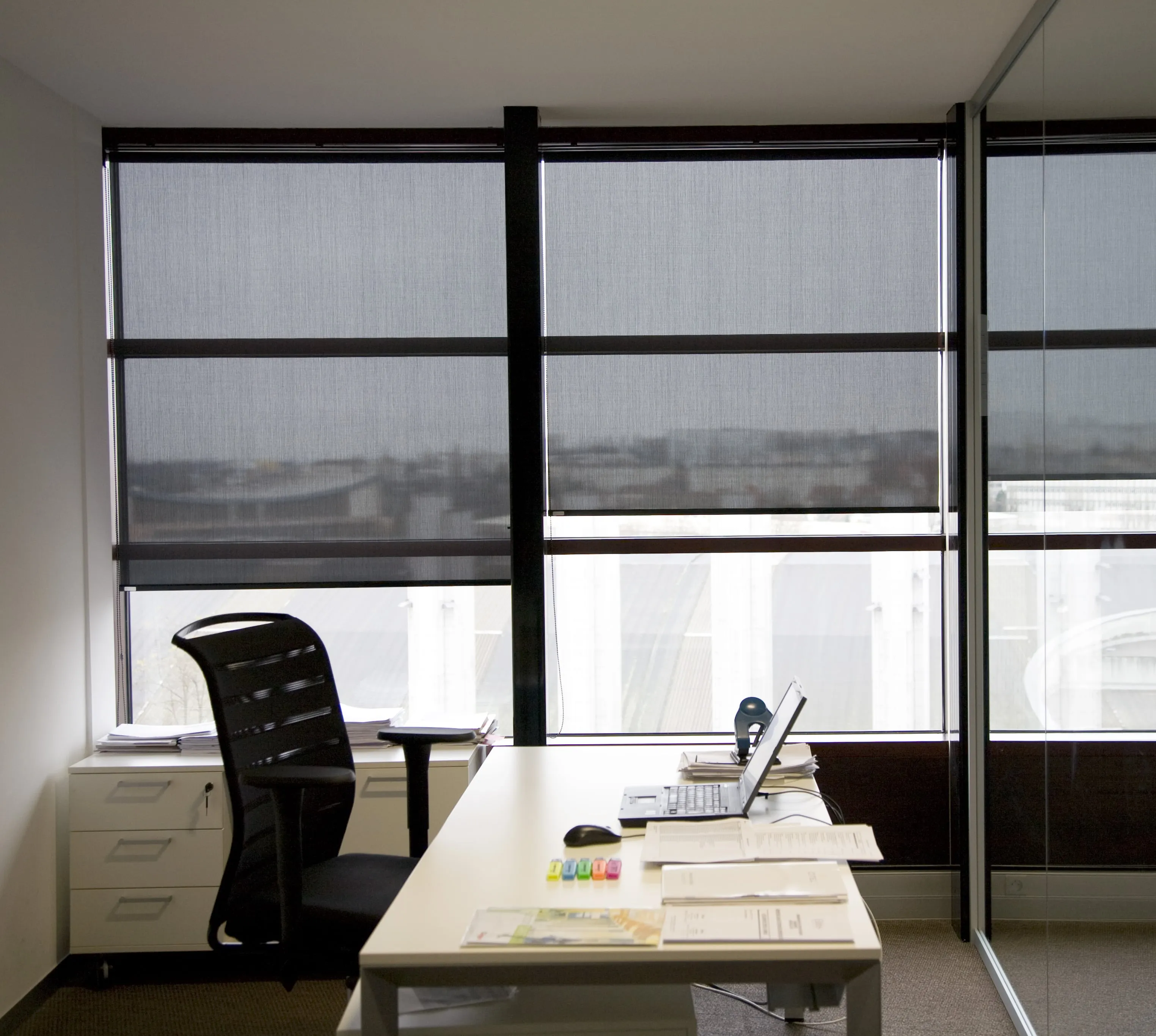 store anti-chaleur enrouleur store enrouleur pour des bureaux