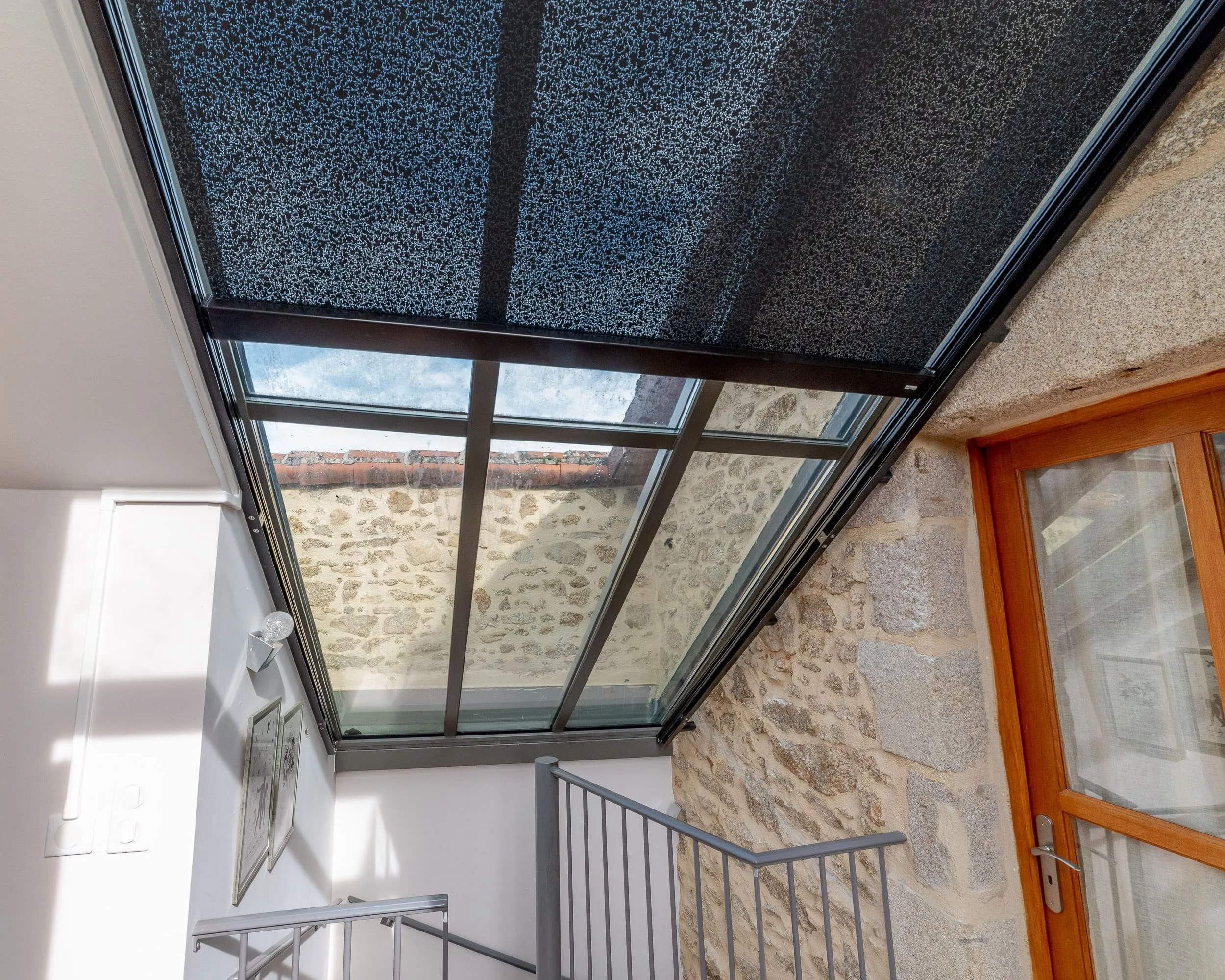 store enrouleur pour toiture véranda ou verrière