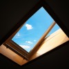 Les 6 avantages des stores anti-chaleur sur des fenêtres de toit